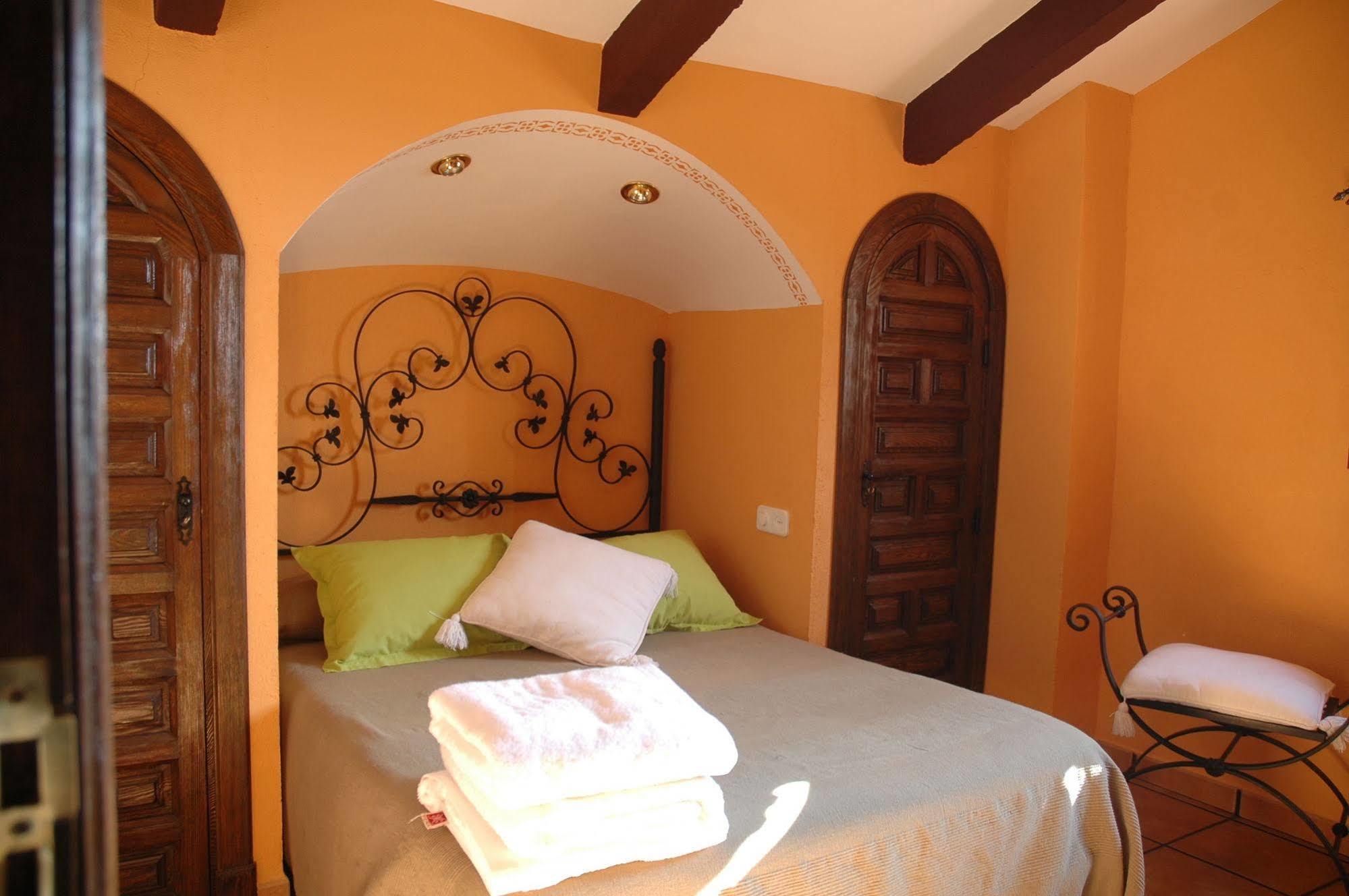 Casa Rural De Estilo Rustico Con Spa Almagro Exterior photo